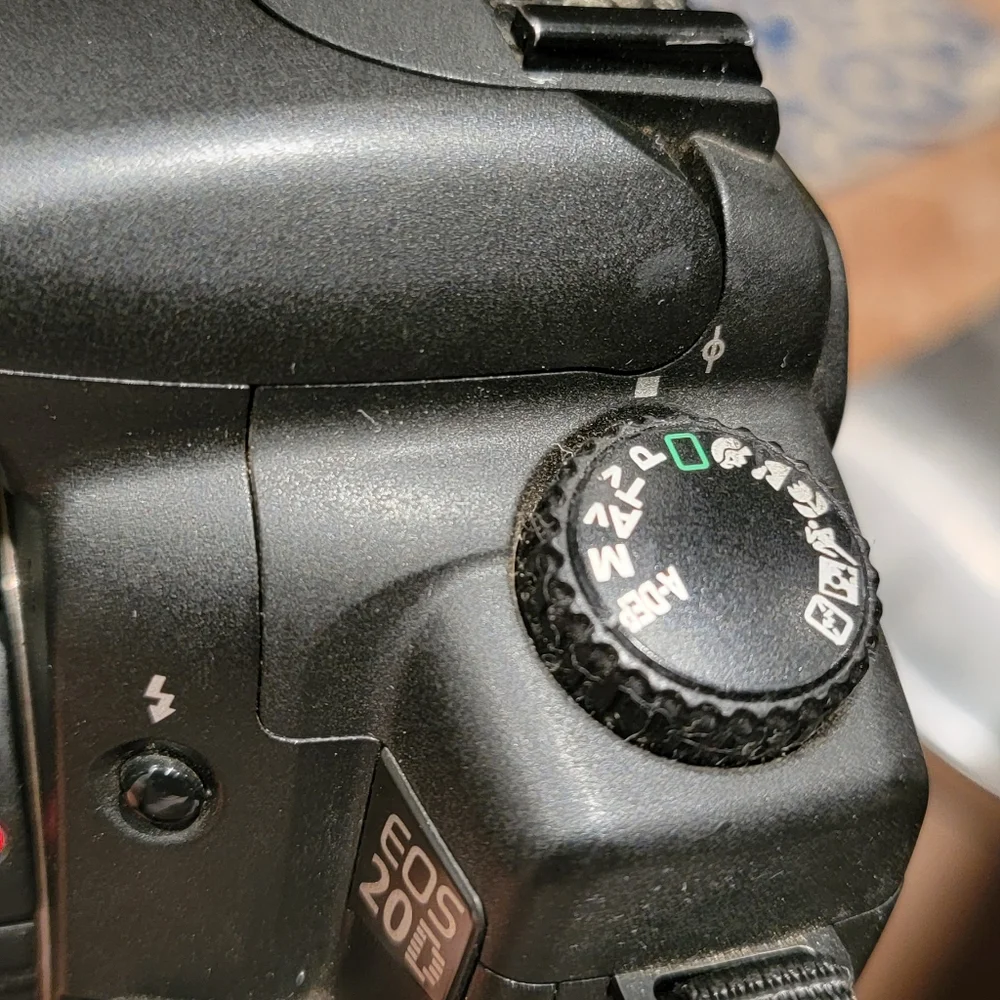 Canon EOS 28-80mm 1: 3.5-5.6 Lens Camera